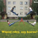 W gęstej mgle własnych myśli – True Blue i ich najbardziej introspekcyjny utwór „W labiryncie myśli”