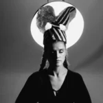 No Sea Can Tear Us Apart – NOWY SINGIEL – Shallow Retrospection